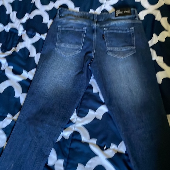 I have ONLY worn it once. They are actually a size 7 based on the tag. - Picture 4 of 5